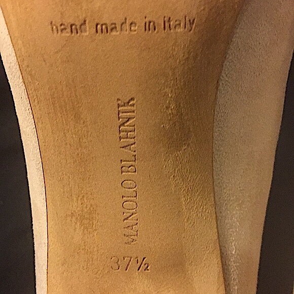 MANOLO BLAHNIK - SUEDE PUMPS - Picture 7 of 16